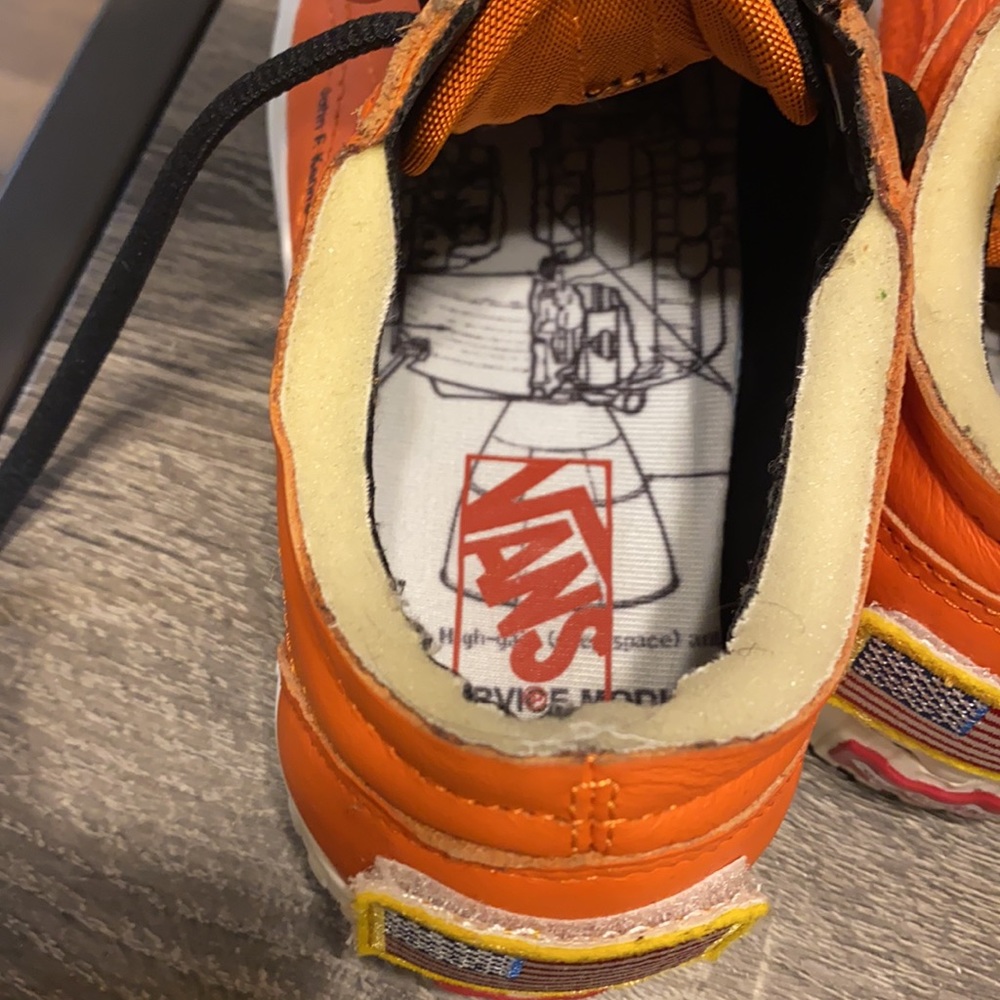 Vans x NASA collab - Picture 3 of 5